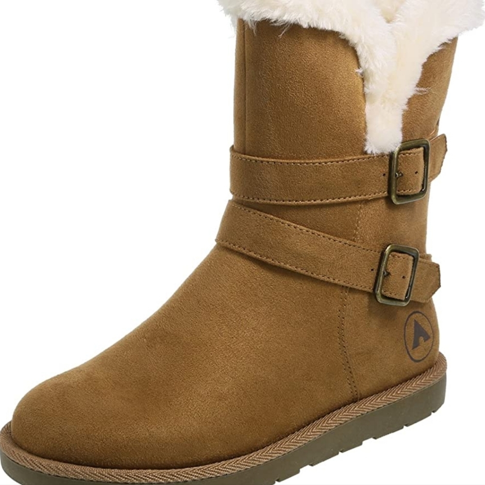 AIRWALK SUADE WINTER BOOTS. SIZE 8.5 NWOT.